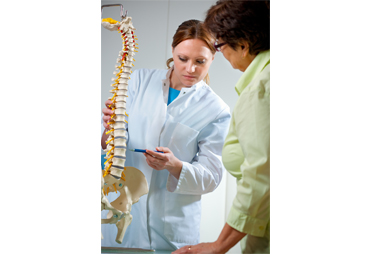 Osteopath in Toronto Provides Effective Solution to Lower Back Pain